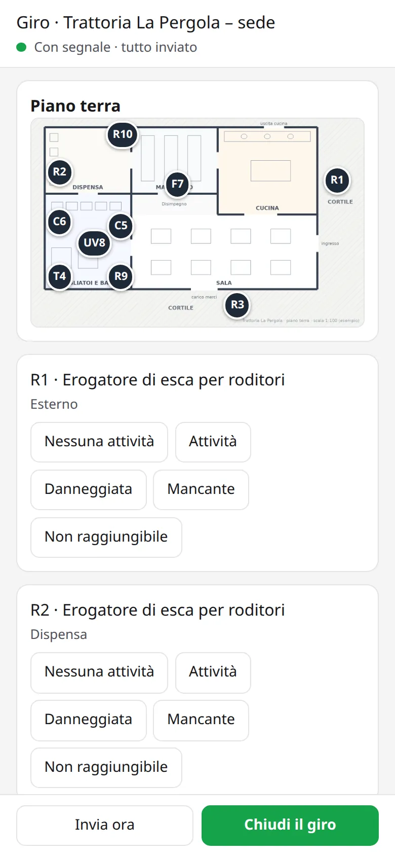 Il giro senza segnale sul telefono con lo stato del segnale, la pianta e le postazioni